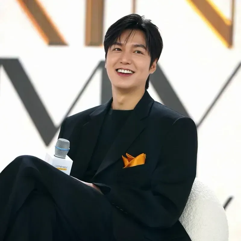 Latest photo of Lee Minho