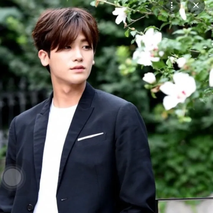 Latest photo of Park Hyungsik