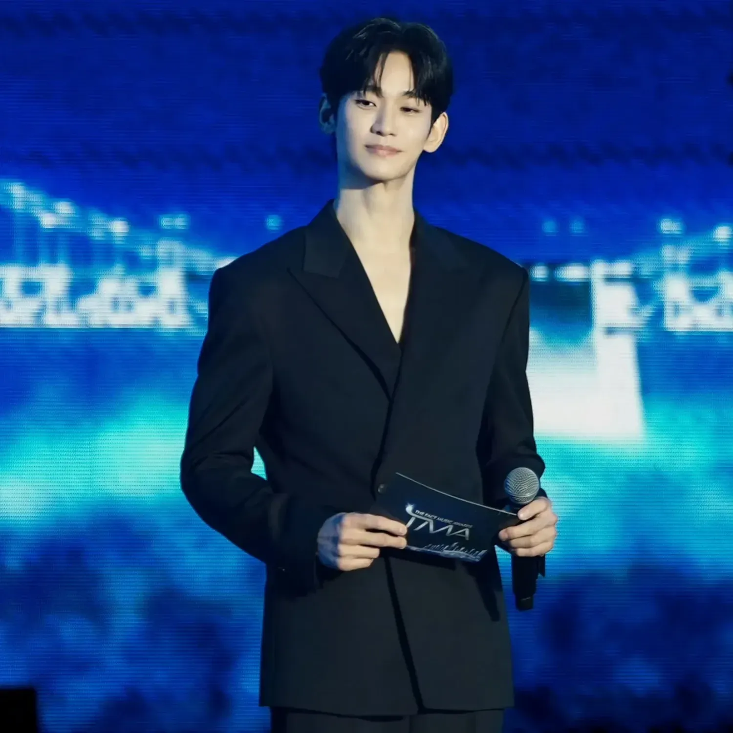 Recent activity shot of Kim Soohyun