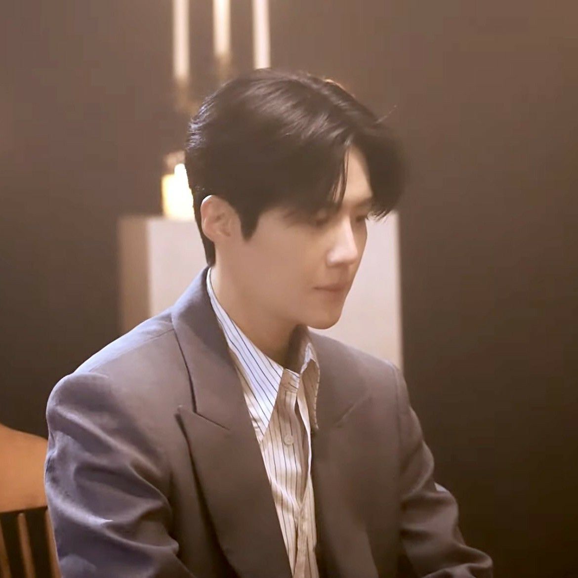 Behind-the-scenes cut of Kim Seonho