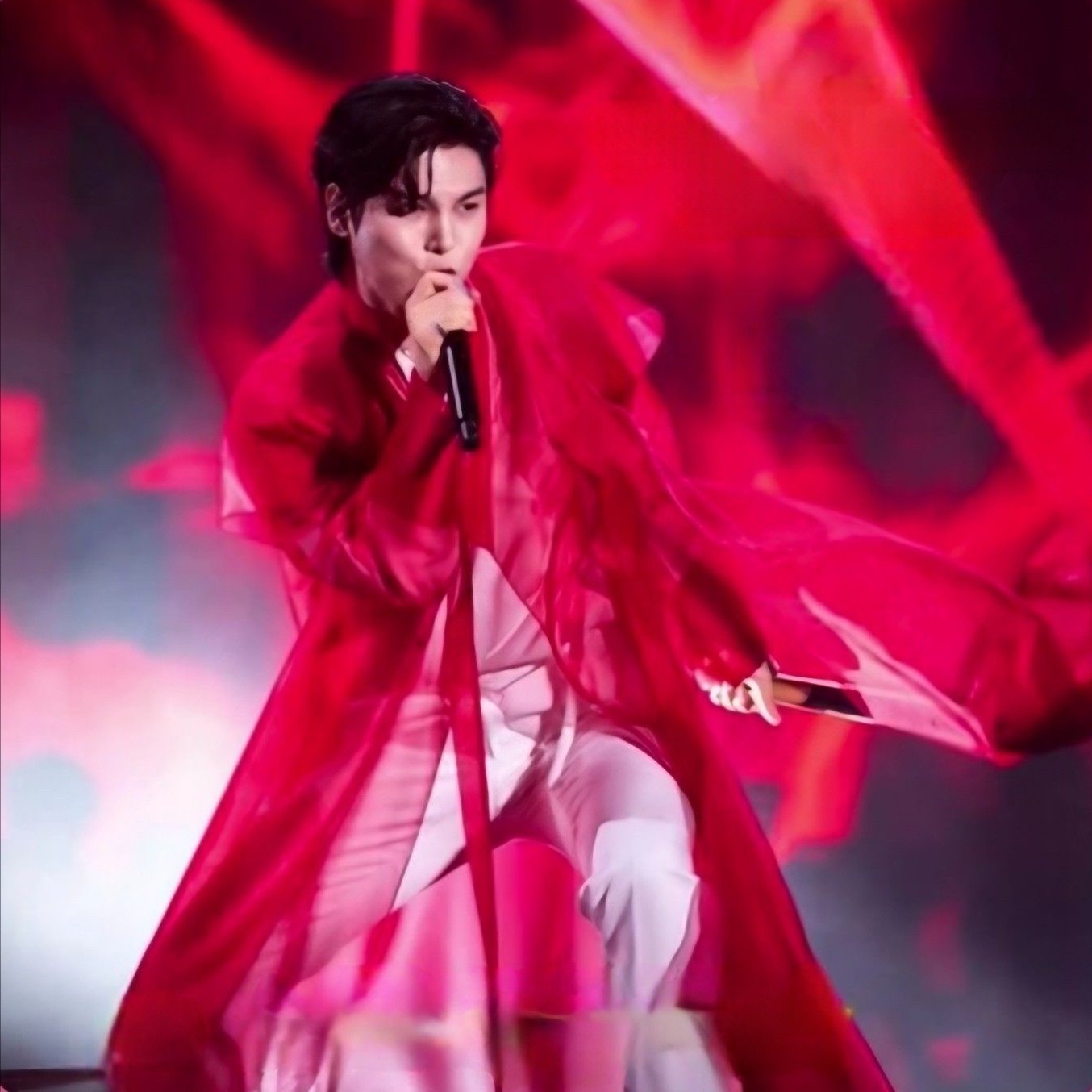 Behind-the-scenes cut of Kim Junsu (1991)