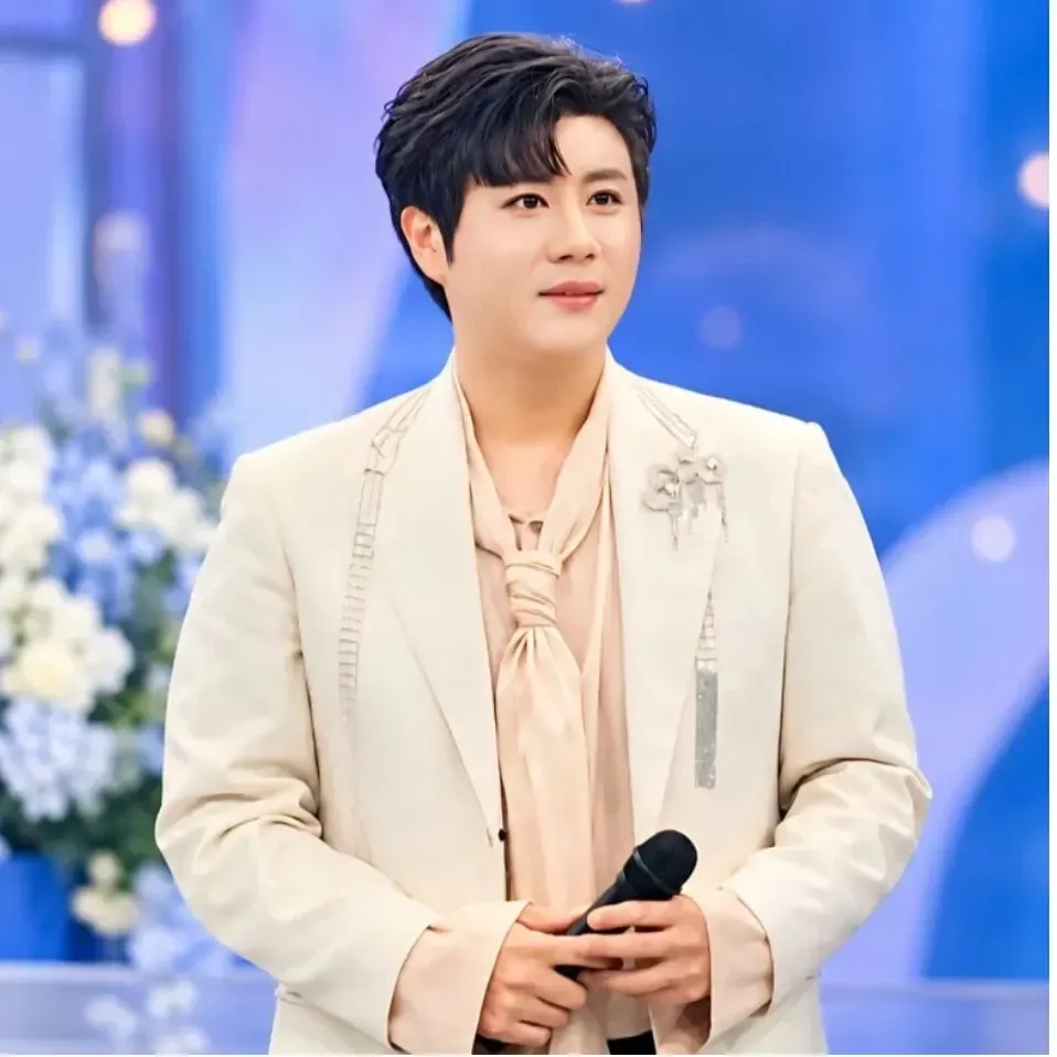 Recent activity shot of Jin Haesung