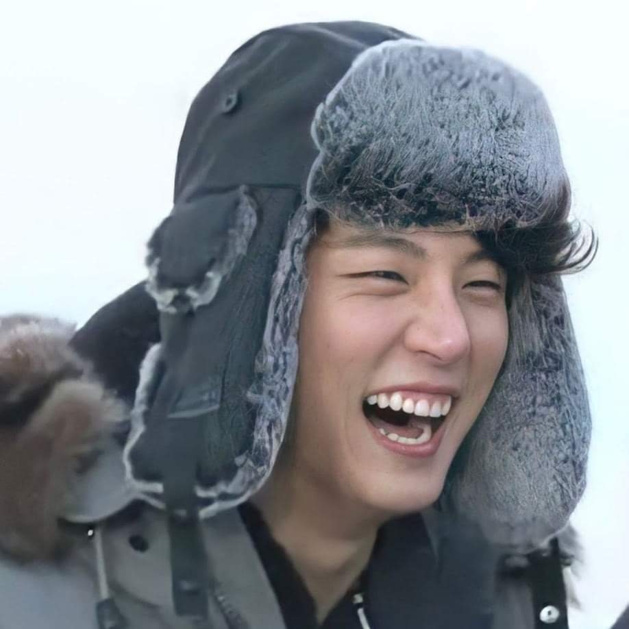 Recent activity shot of Yoon Shiyoon