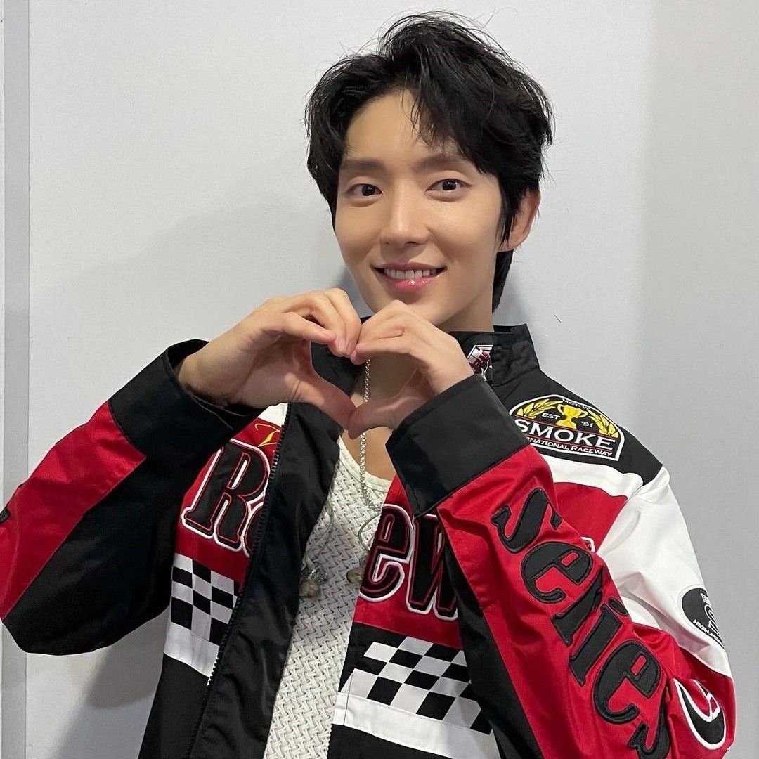 Latest photo of Lee Joongi