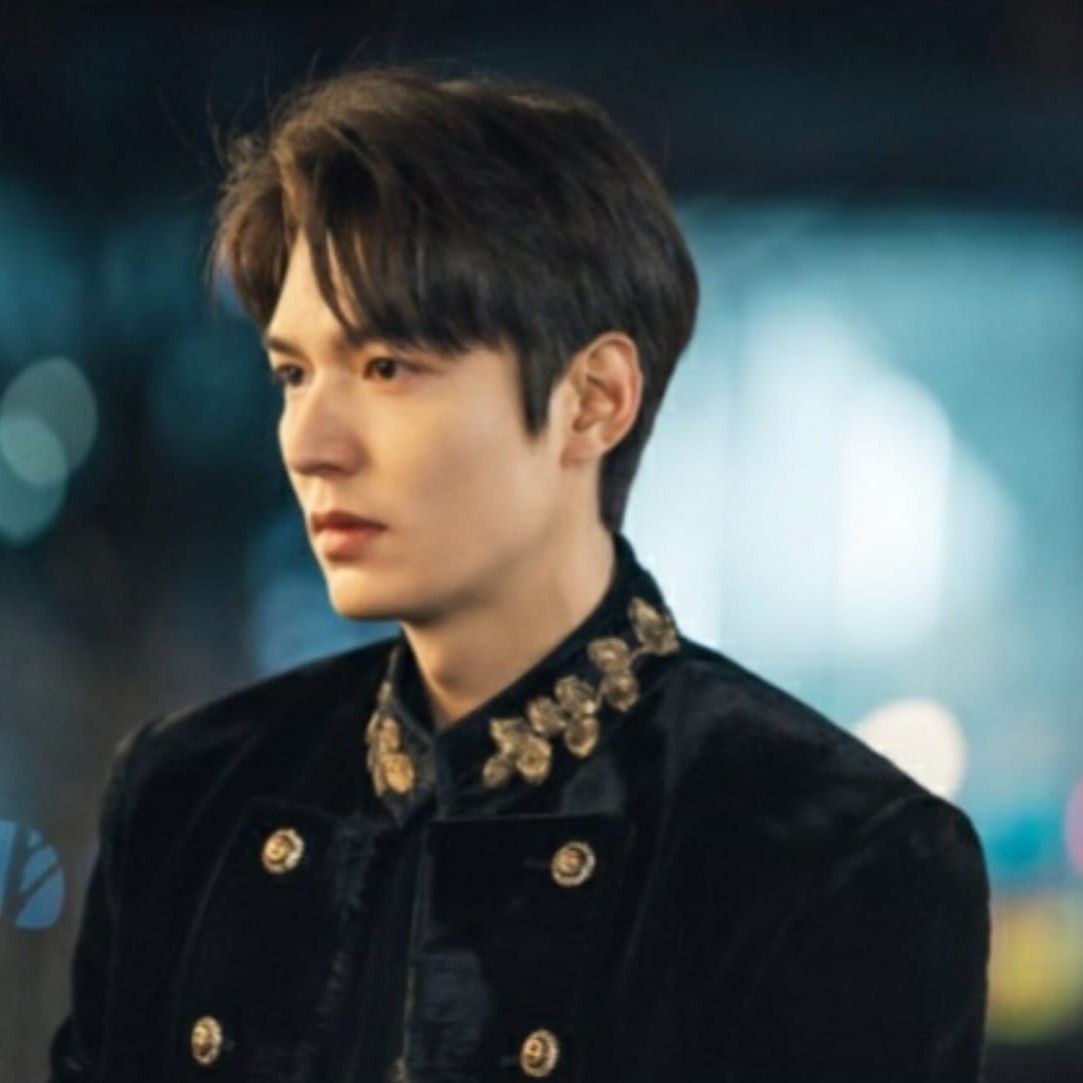 Recent activity shot of Lee Minho