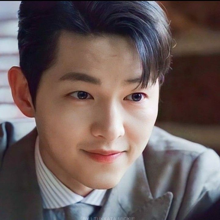 Foto kegiatan terbaru dari Song Joongki