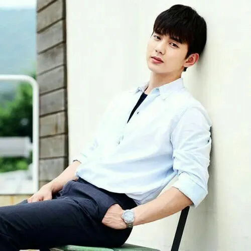 Recent activity shot of Yoo Seungho