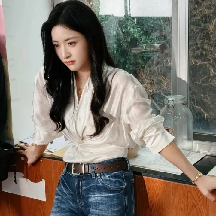 Behind-the-scenes cut of Shen Yue