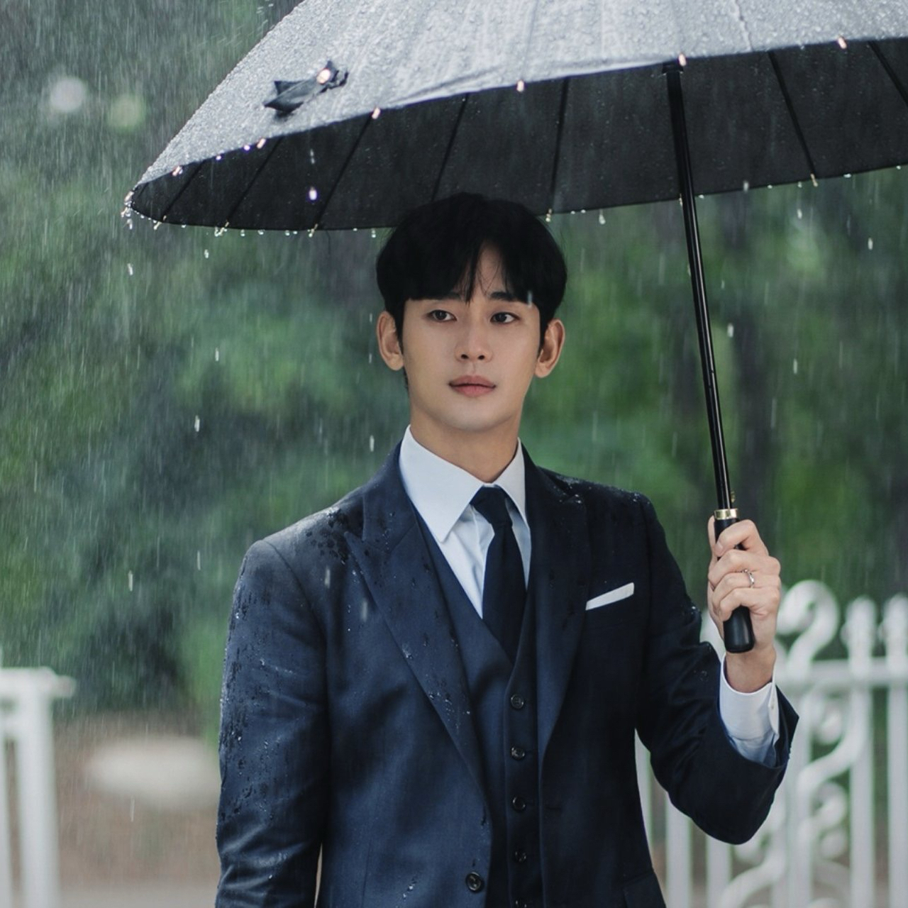 Recent activity shot of Kim Soohyun