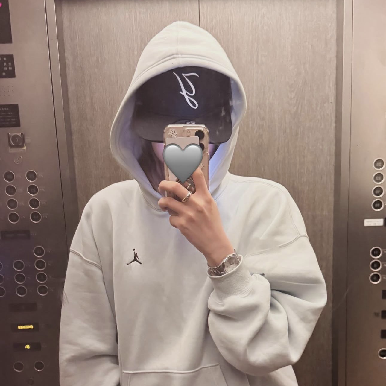 Behind-the-scenes cut of BADA