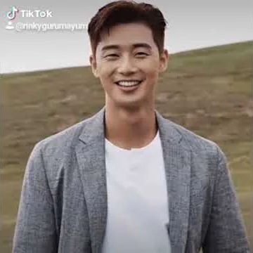 朴敘俊的最新照片