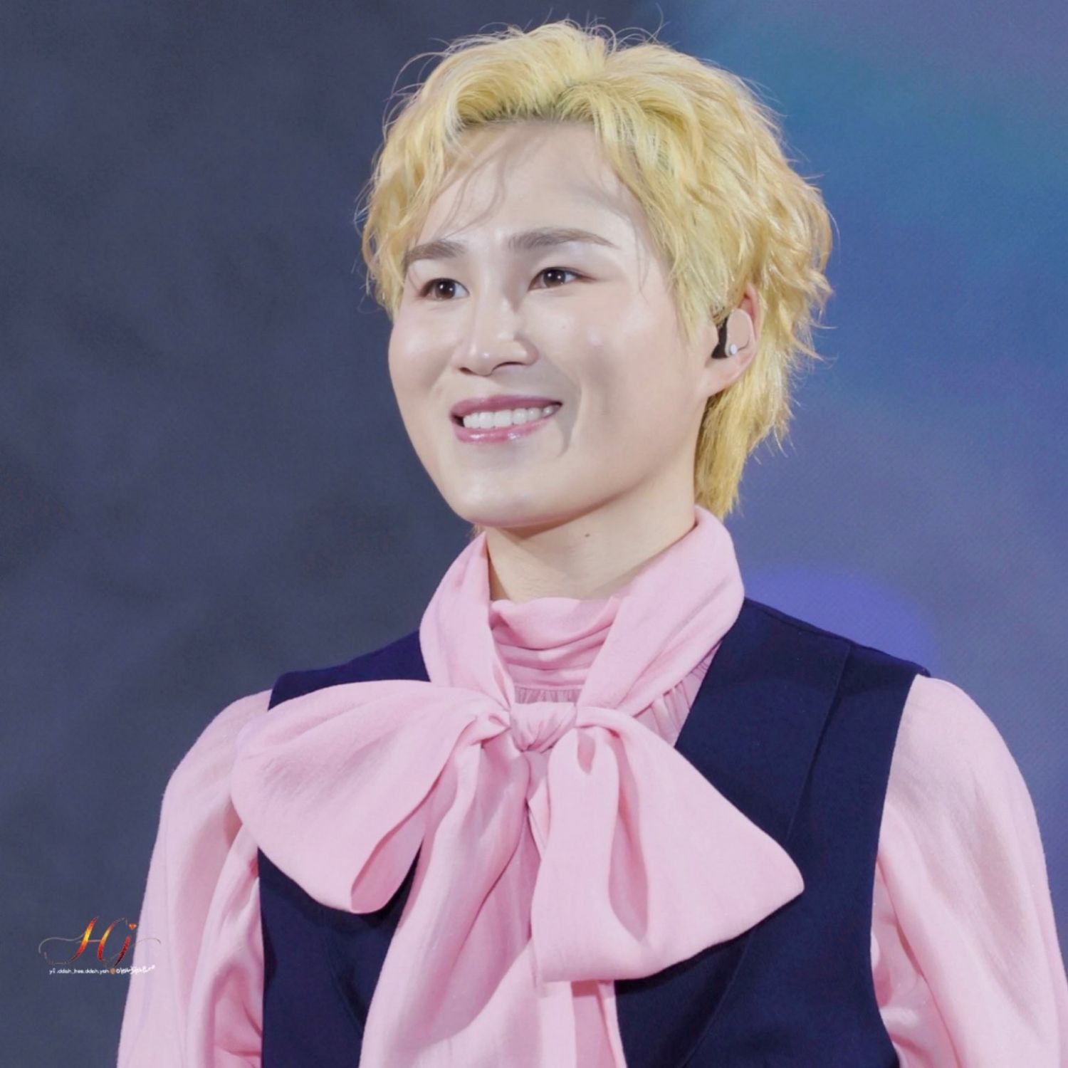 金熙栽的最新照片