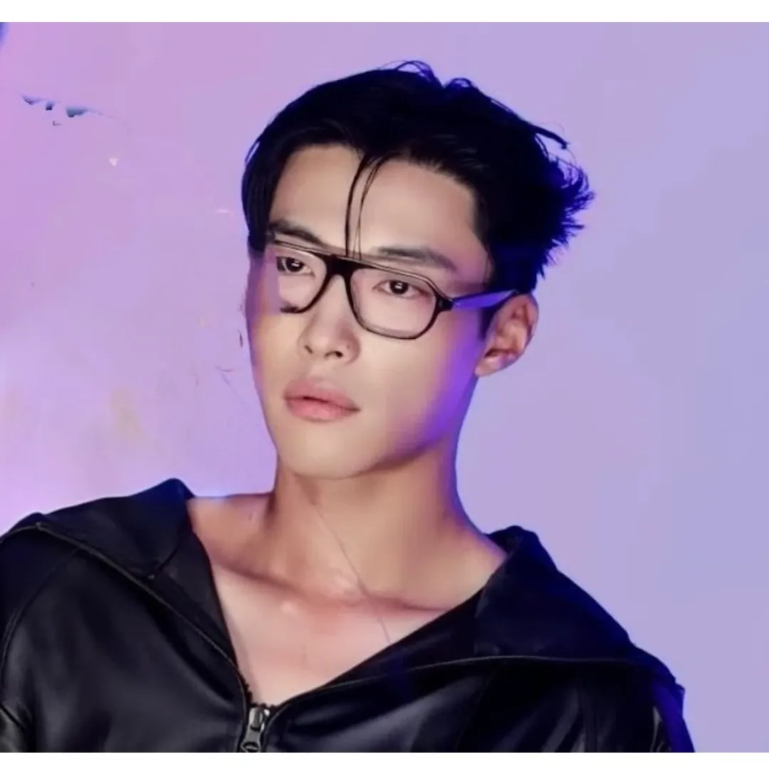 Recent activity shot of Woo Dohwan