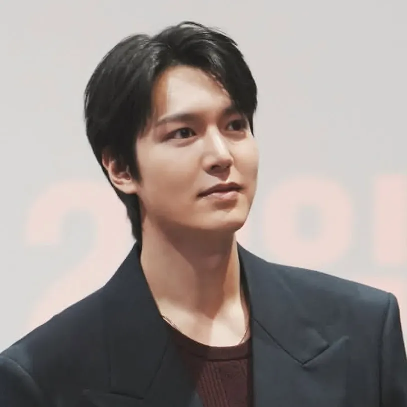 Recent activity shot of Lee Minho