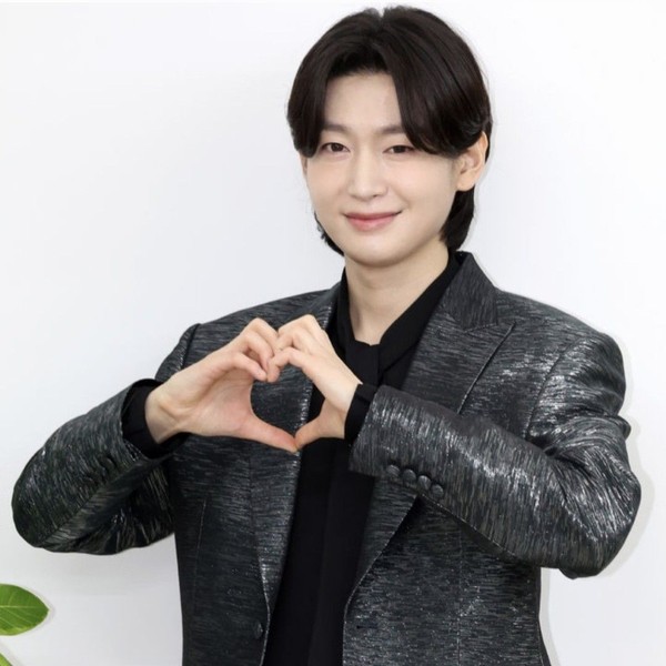 Popular profile image of Kim Yongbin selected by vote