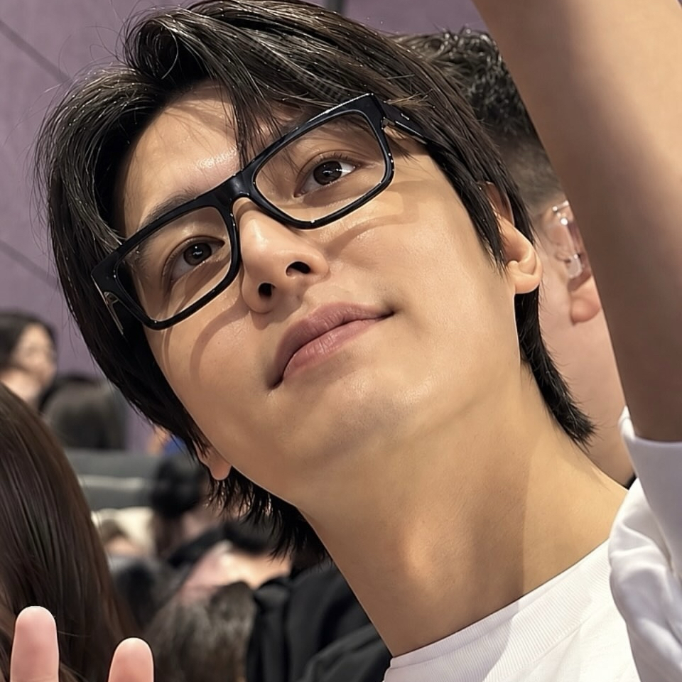 Latest photo of Lee Minho