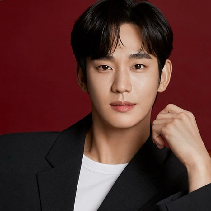 Behind-the-scenes cut of Kim Soohyun