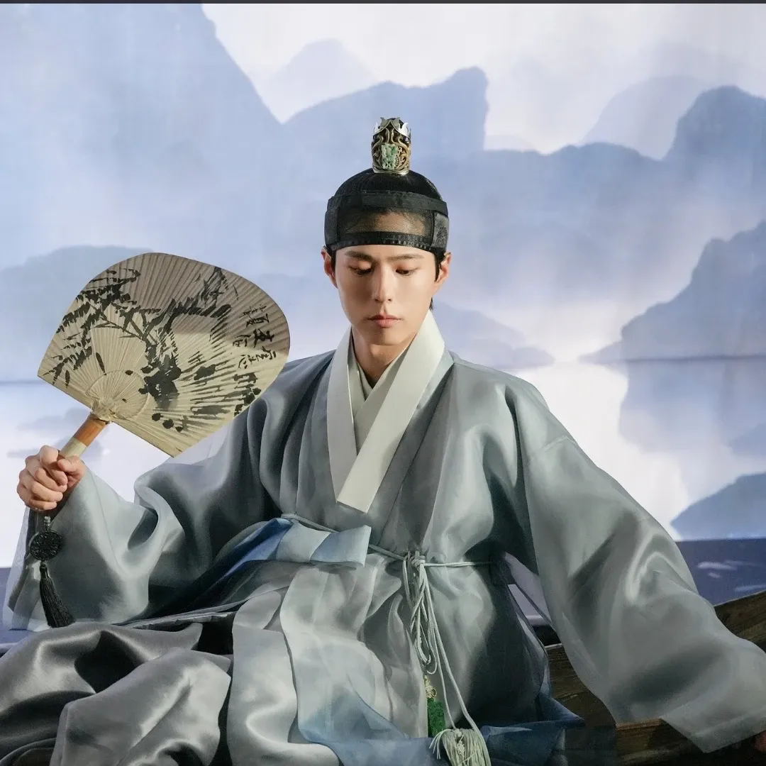 Latest photo of Park Bogum