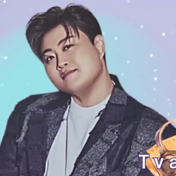 Foto profil populer Kim Hojoong yang dipilih melalui voting