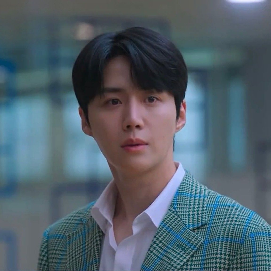 Behind-the-scenes cut of Kim Seonho