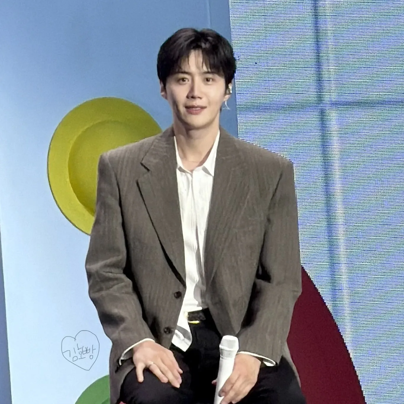 김선호의 최신 사진