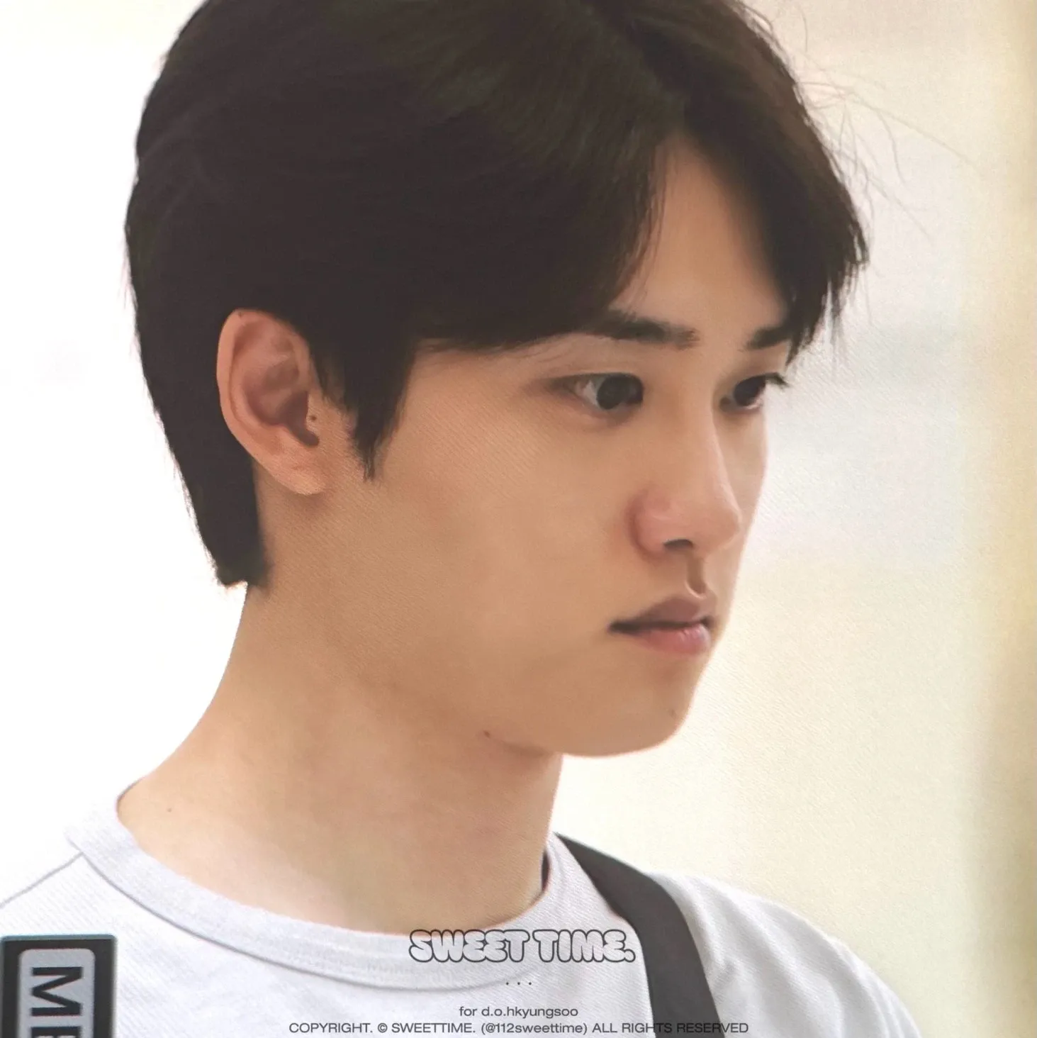 Behind-the-scenes cut of Doh Kyungsoo (D.O.)