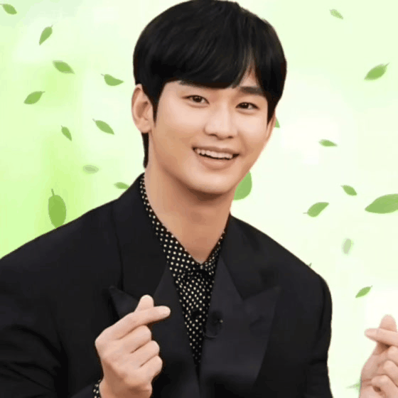 粉丝拍下的金秀贤瞬间