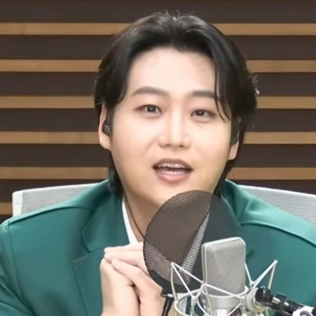 Behind-the-scenes cut of Min Soohyun