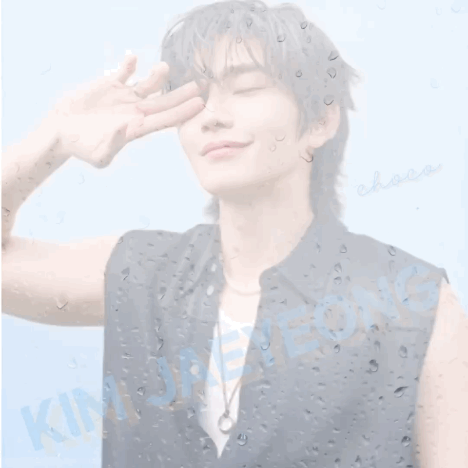 A moment captured by a fan of Kim Jaeyoung