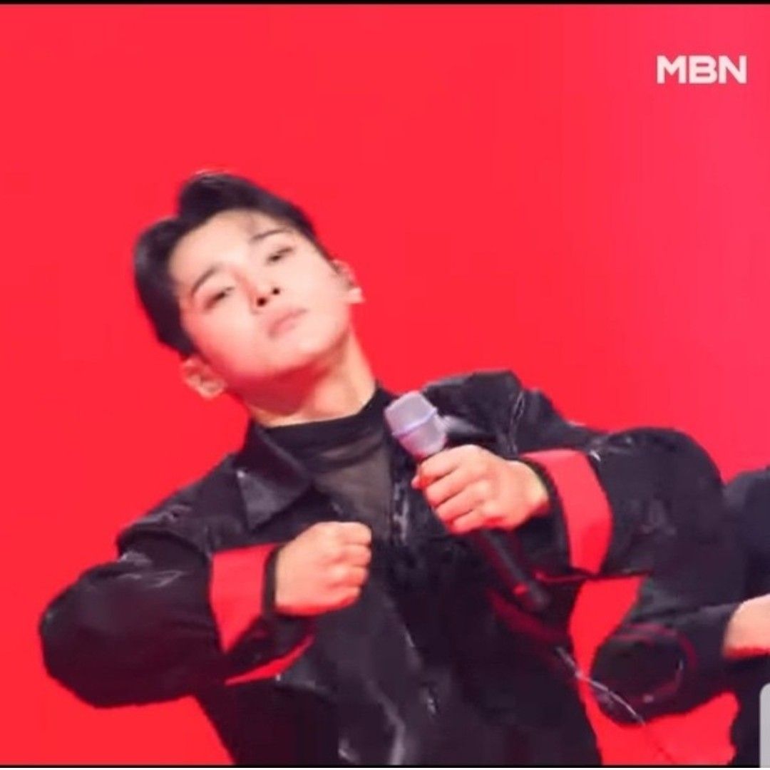 Behind-the-scenes cut of Seong Ri