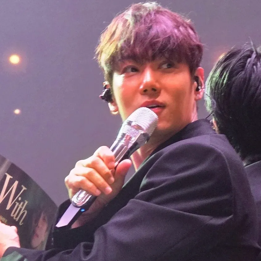 Latest photo of Hwanhee