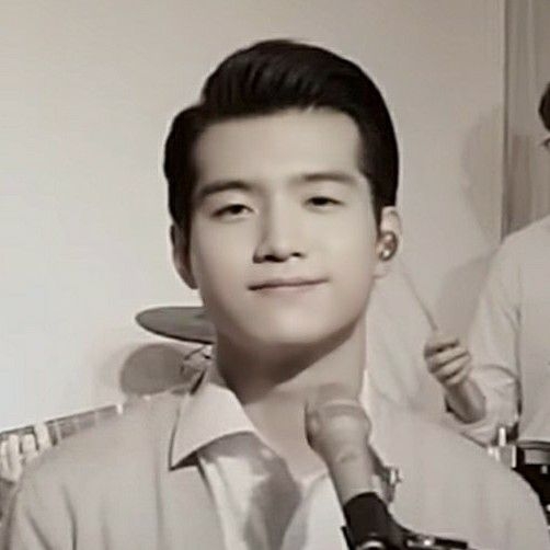 Momen yang diabadikan oleh penggemar Jo Myungsup