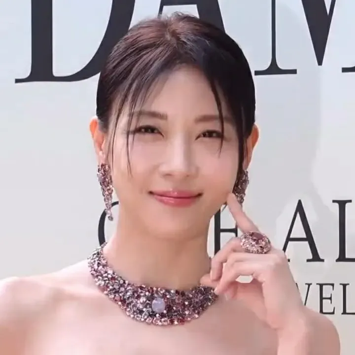 Recent activity shot of Ha Jiwon