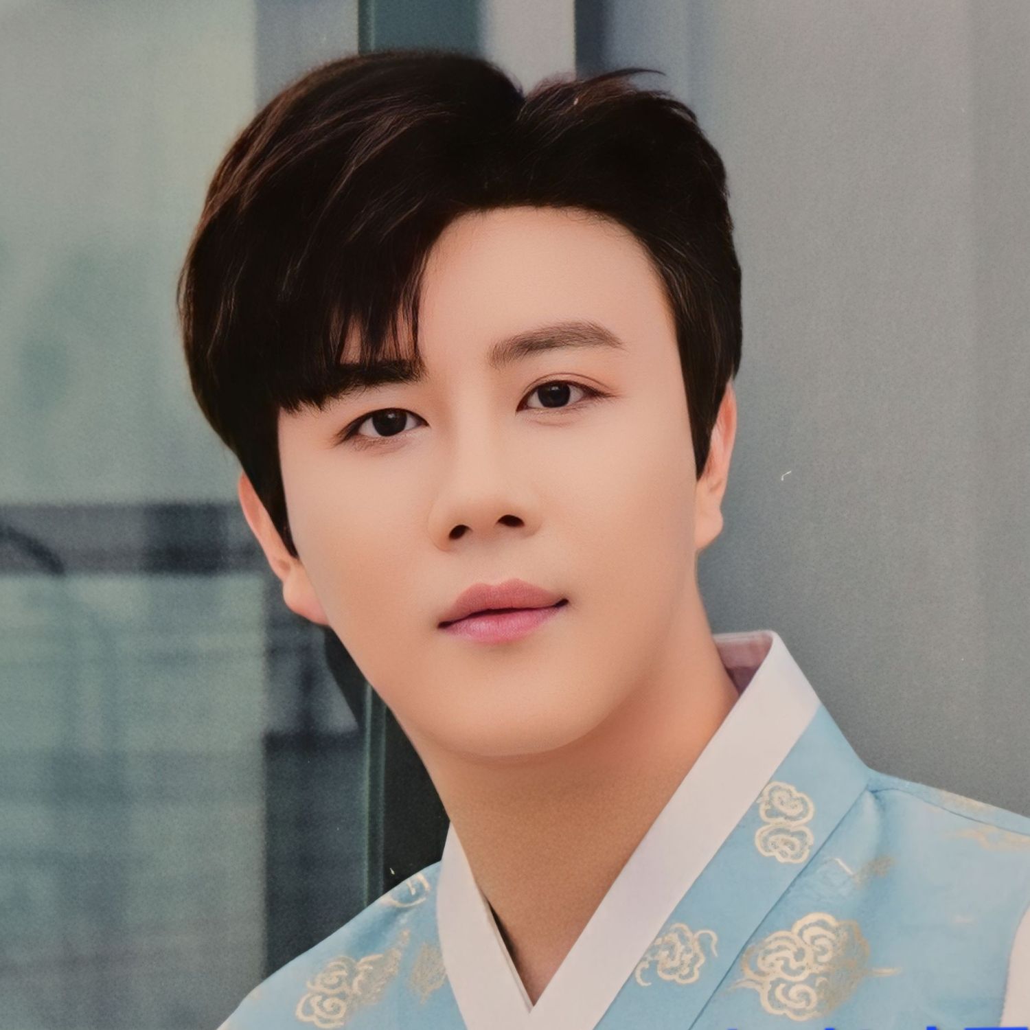 チン・ヘソンの最新写真