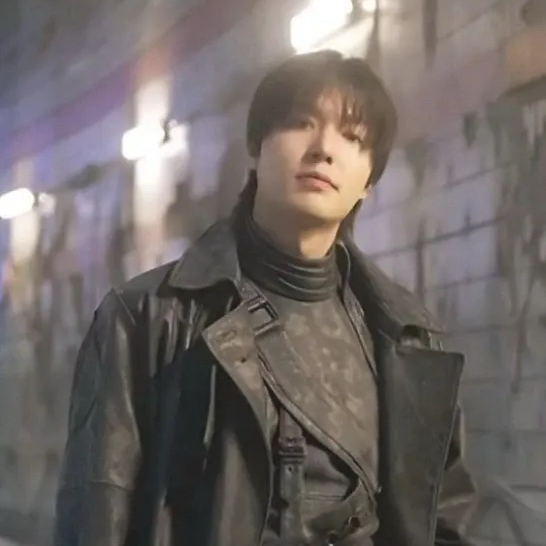 Behind-the-scenes cut of Lee Minho