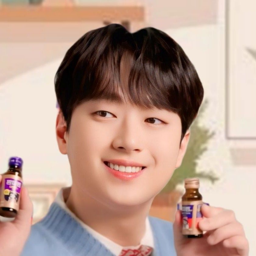 Foto kegiatan terbaru dari Lee Chanwon