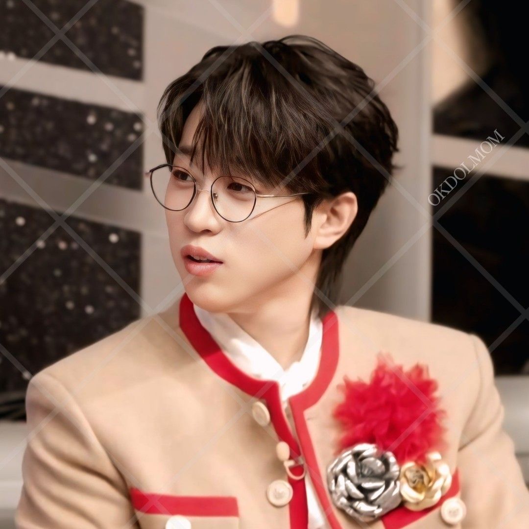 Behind-the-scenes cut of An Sunghoon