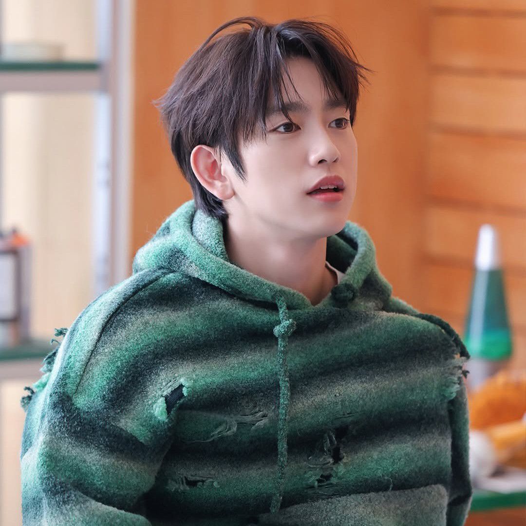 朴珍荣的最新照片