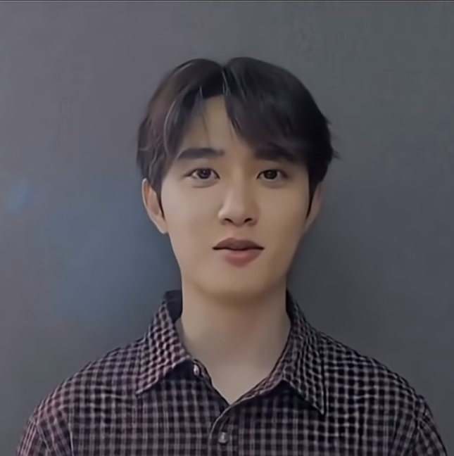 Behind-the-scenes cut of Doh Kyungsoo (D.O.)