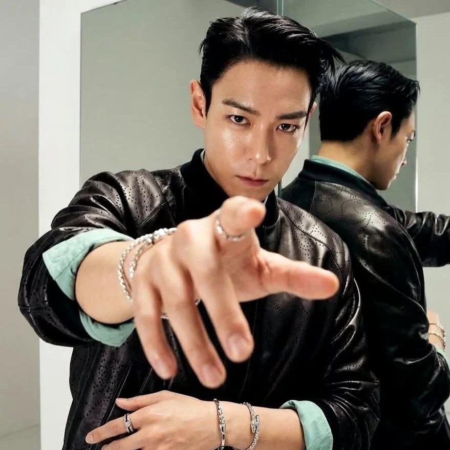 粉丝拍下的崔胜铉 (T.O.P)瞬间