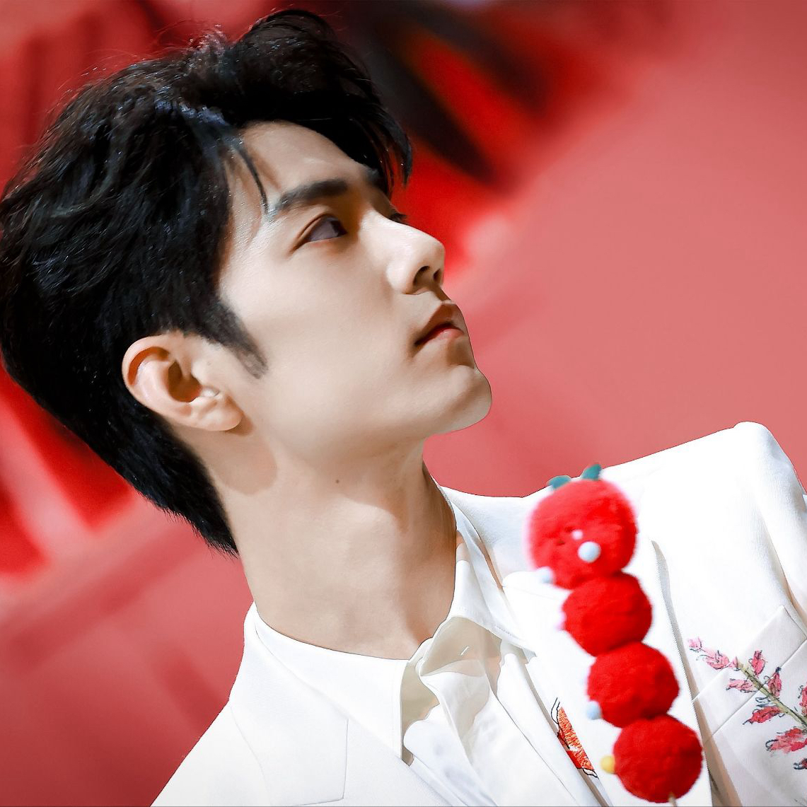 Behind-the-scenes cut of Xiao Zhan