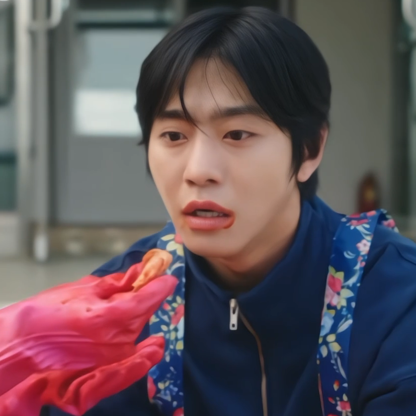 Recent activity shot of Ahn Hyoseop