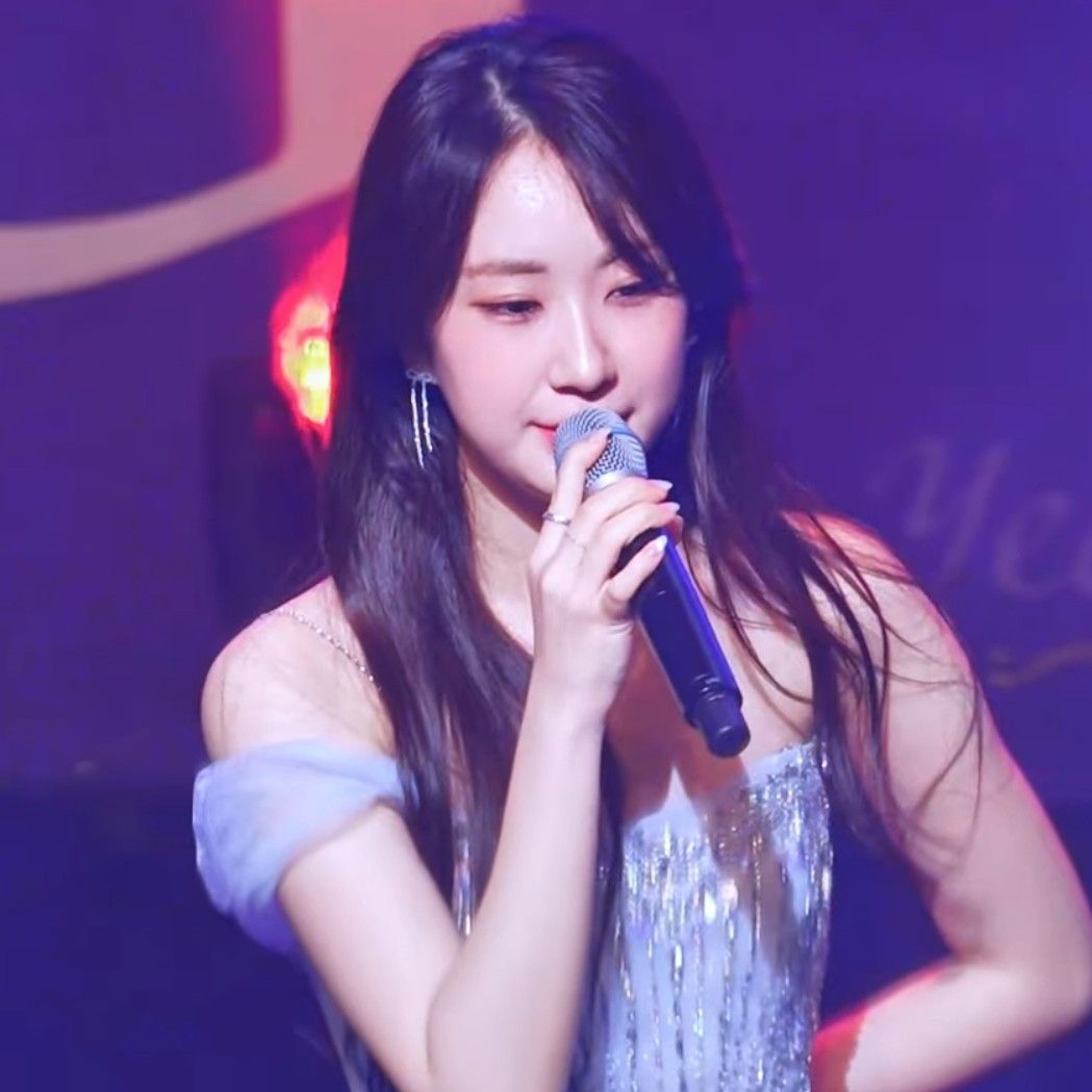 Recent activity shot of Jeon Yujin