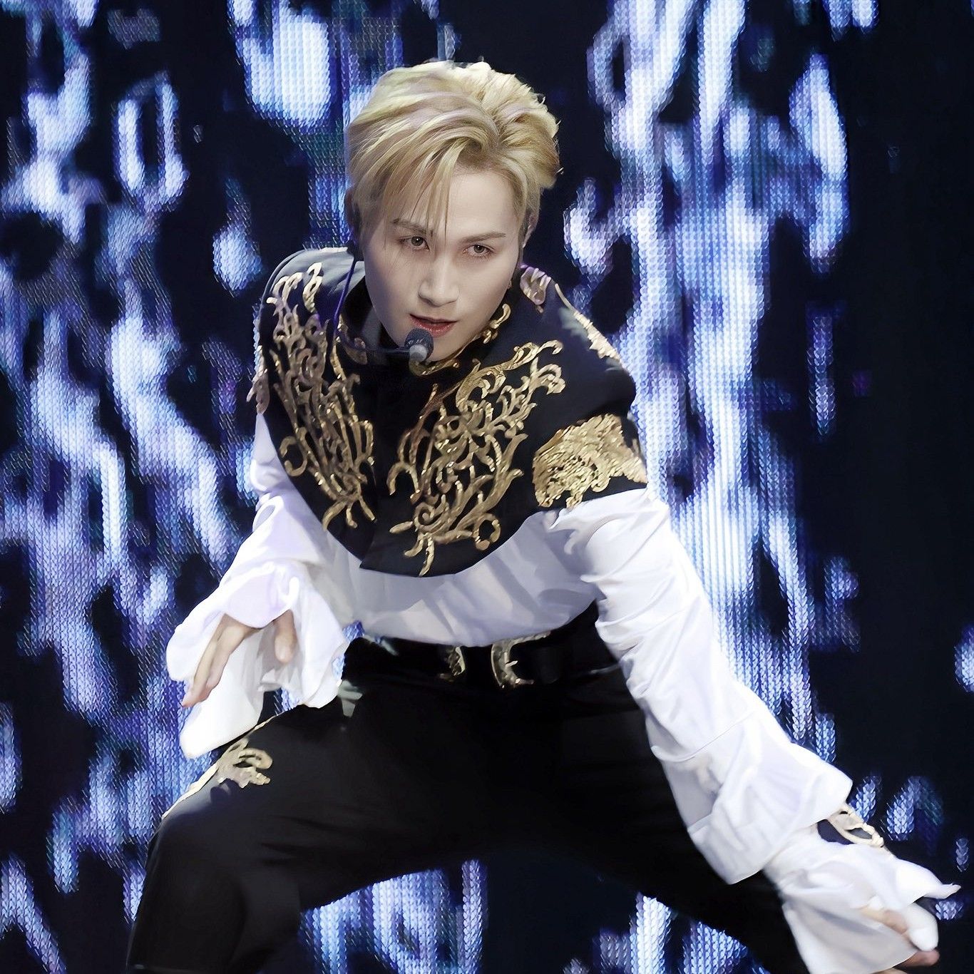 A moment captured by a fan of Kim Heejae