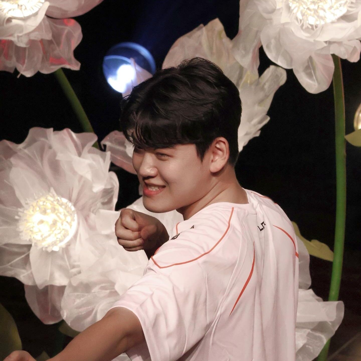 Latest photo of Gumayusi