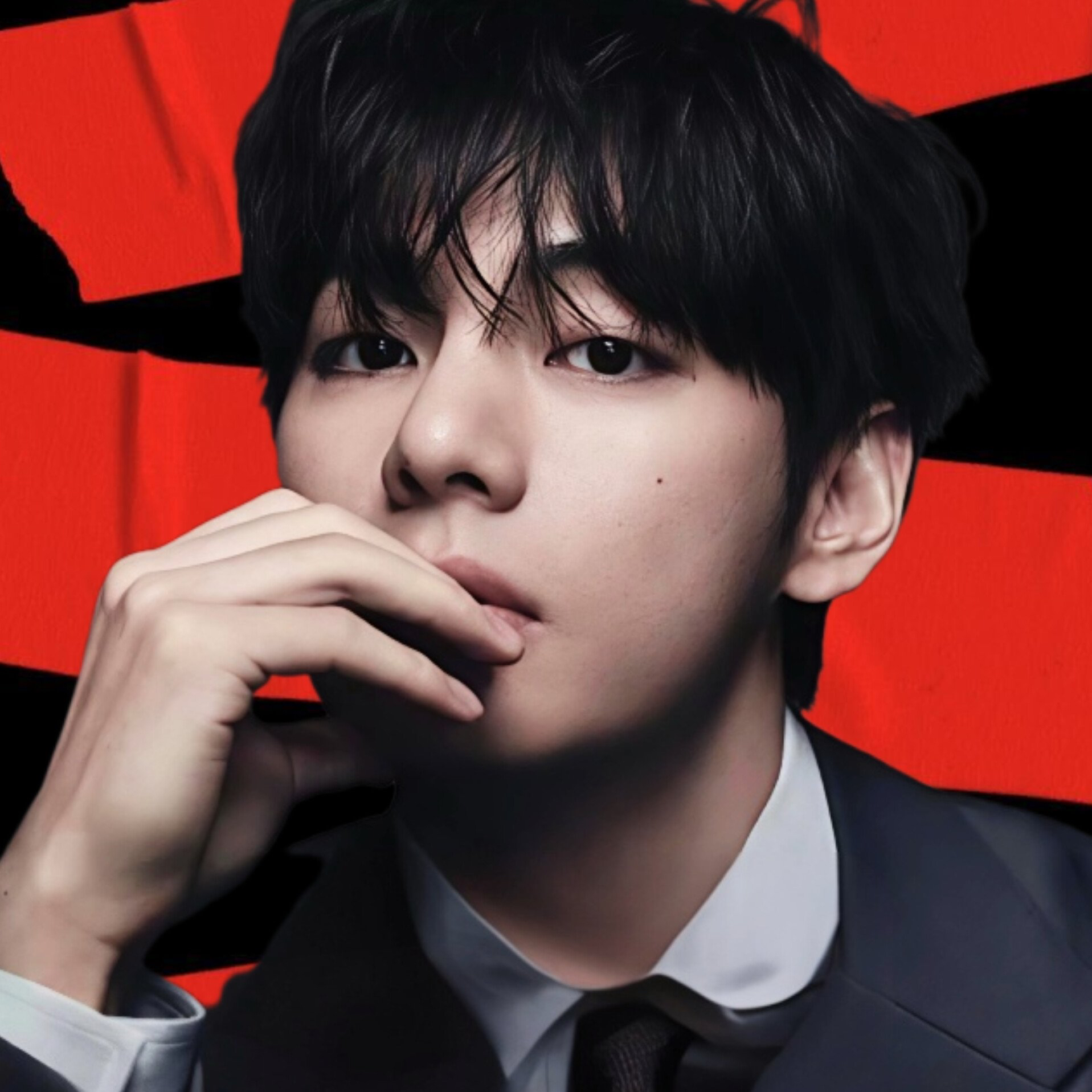 Latest photo of Kim Taehyung (V)