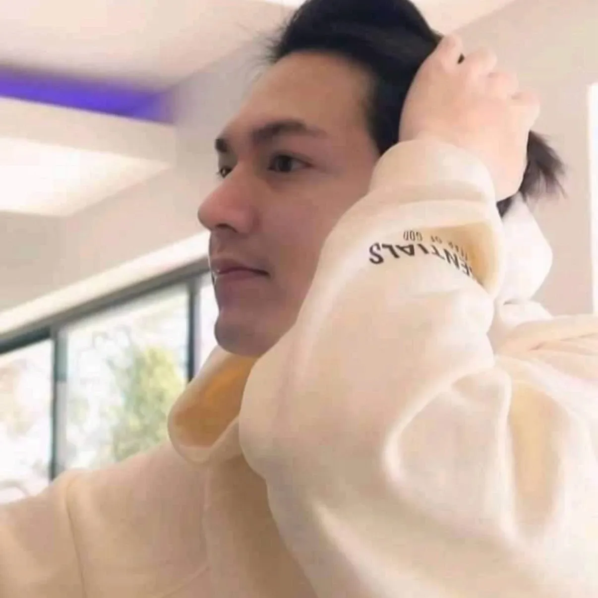 Recent activity shot of Lee Minho