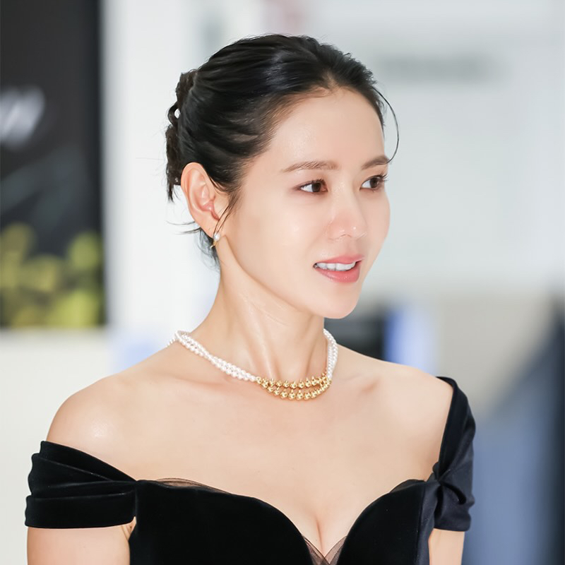 Foto kegiatan terbaru dari Son Yejin