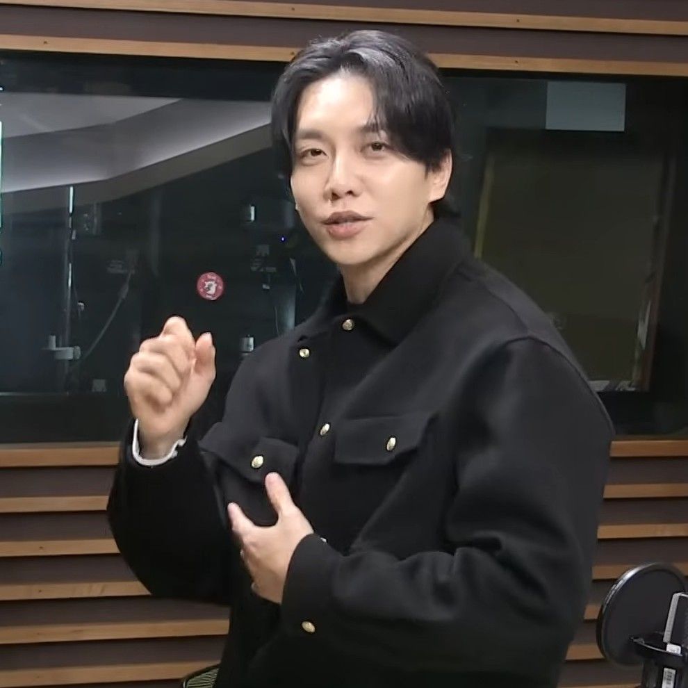 粉丝拍下的李升基瞬间