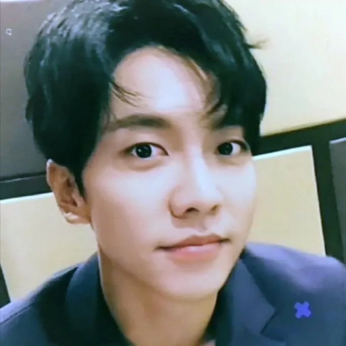 A moment captured by a fan of Lee Seunggi